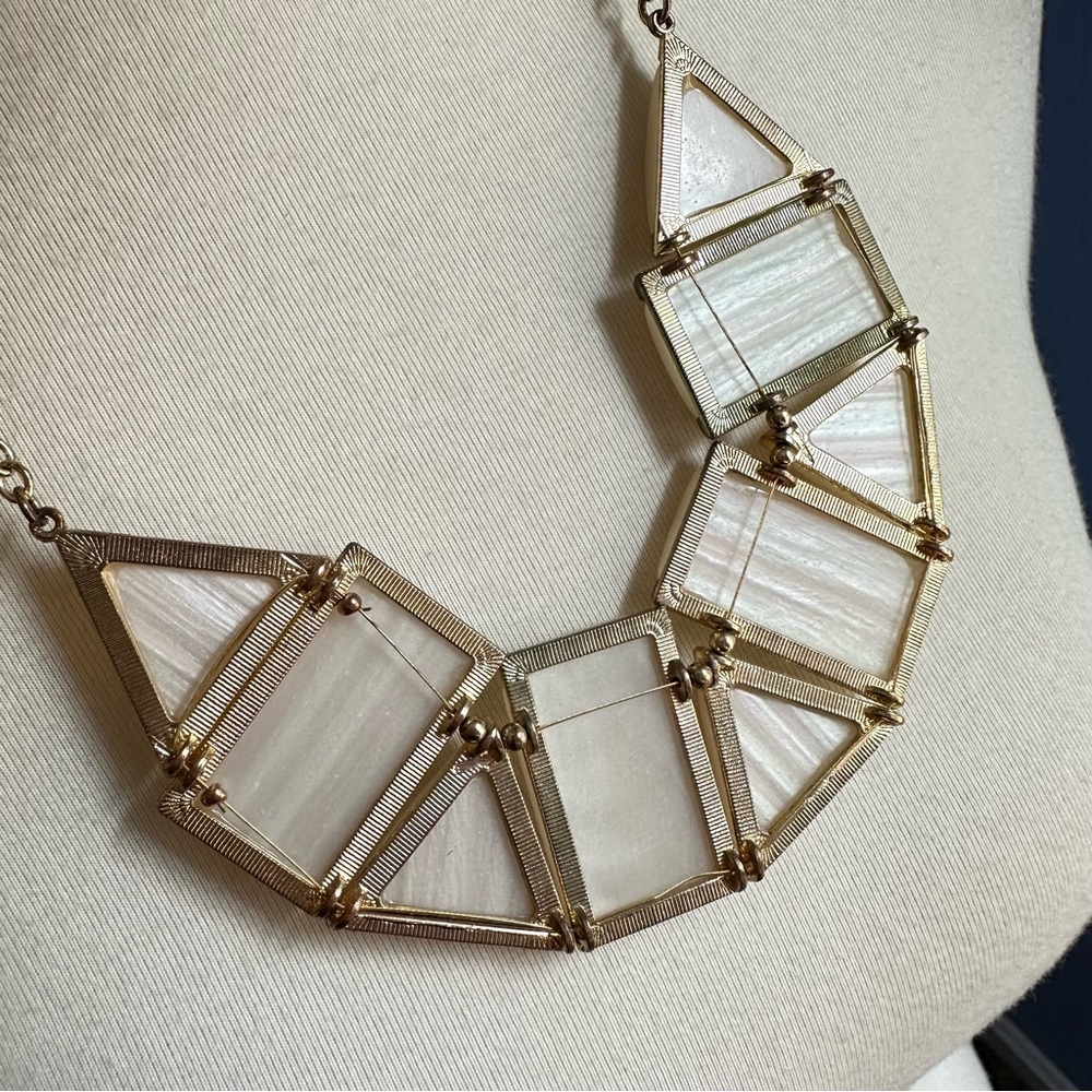 Talbots Faux Mother of Pearl Crescent Statement Necklace - Picture 4 of 10